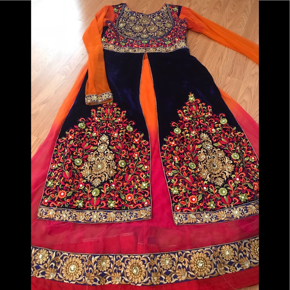 Pakistani Anarkali